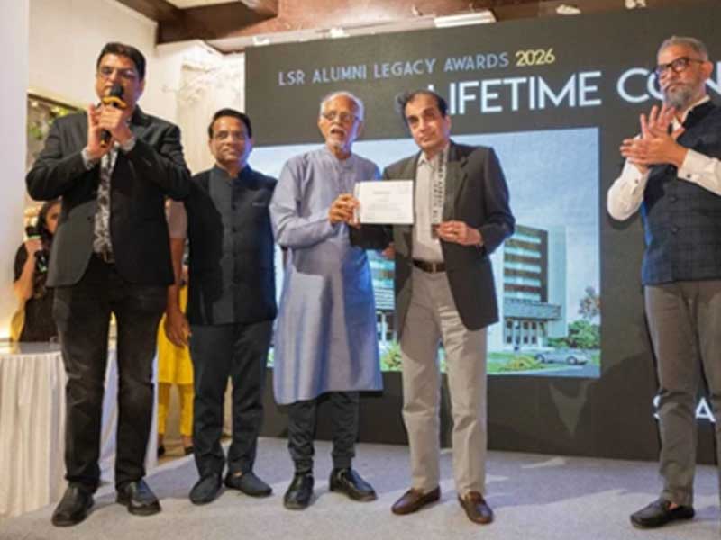 Lifetime Contribution Award at the LSR Alumni Legacy Awards 2026.